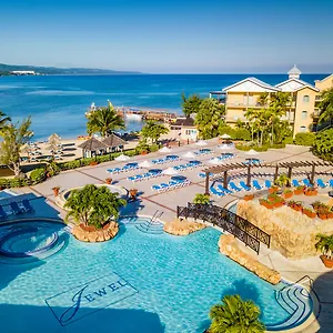 Jewel Paradise Cove Adult & 5* Runaway Bay